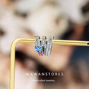 Abalorio de plata de ley compatible con Pandora con letra W y dije de mariposa, joyería DIY para collar, pulsera, idea de regalo personalizada