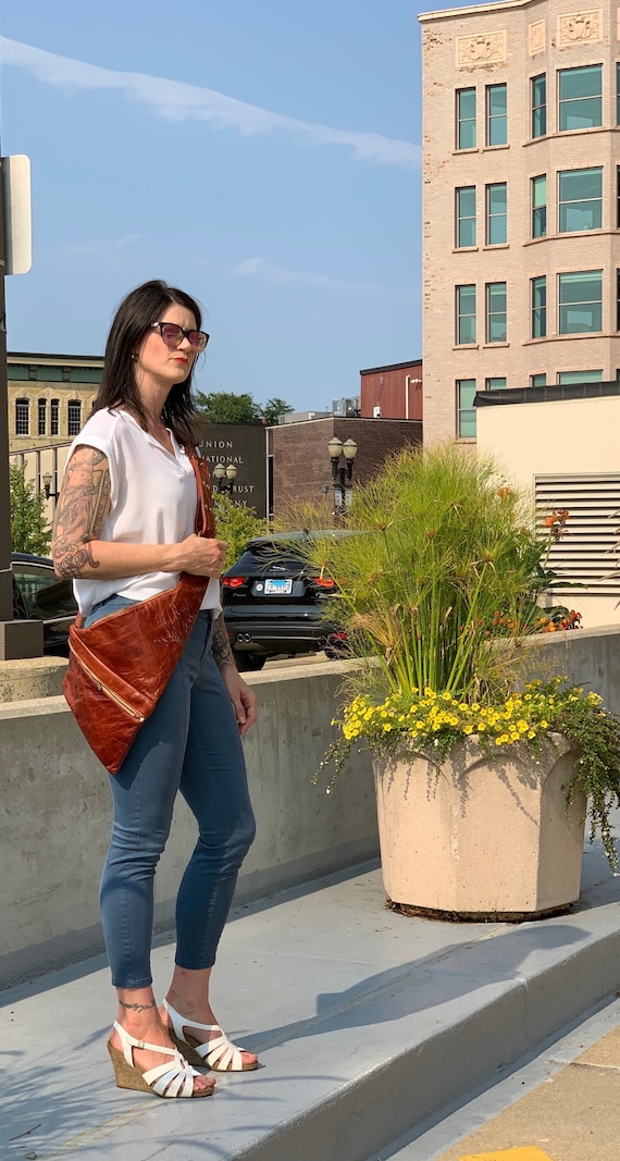 All Leather Unisex Ergonomic Crossbody with Multiple Pockets