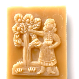 Thread Conditioner. Picking Fruit  Beeswaxer. Thread Conditioner Waxer. Beeswax Thread Conditioner. Beeswax.