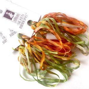Zijden linten 4 mm en 7 mm van The ThreadGatherer. SR4 SR7 368 Tessies nummer