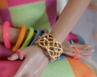 1 Rhinestone Filigree Bracelet Cuff for Fashion Dolls with Removeable Hands