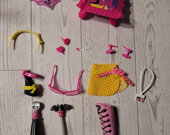 Monster High Doll Replacement Pieces for G1 Dracculaura