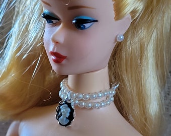 Double Strand Pearl and Cameo Necklace Doll Jewelry Set for 1/6 scale Fashion dolls