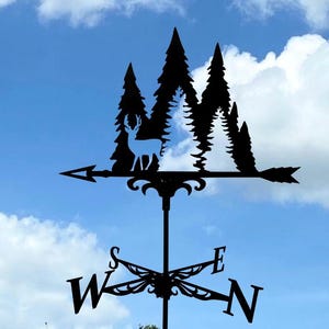 Majestic Deer Weathervane – Wind Vane Decor for Roof or Garden - Metal Wind Direction