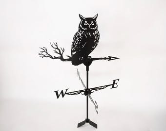 Cata-vento de coruja em metal, aço resistente às intempéries, para telhados e jardins, decoração rústica de bosque, suporte incluído.