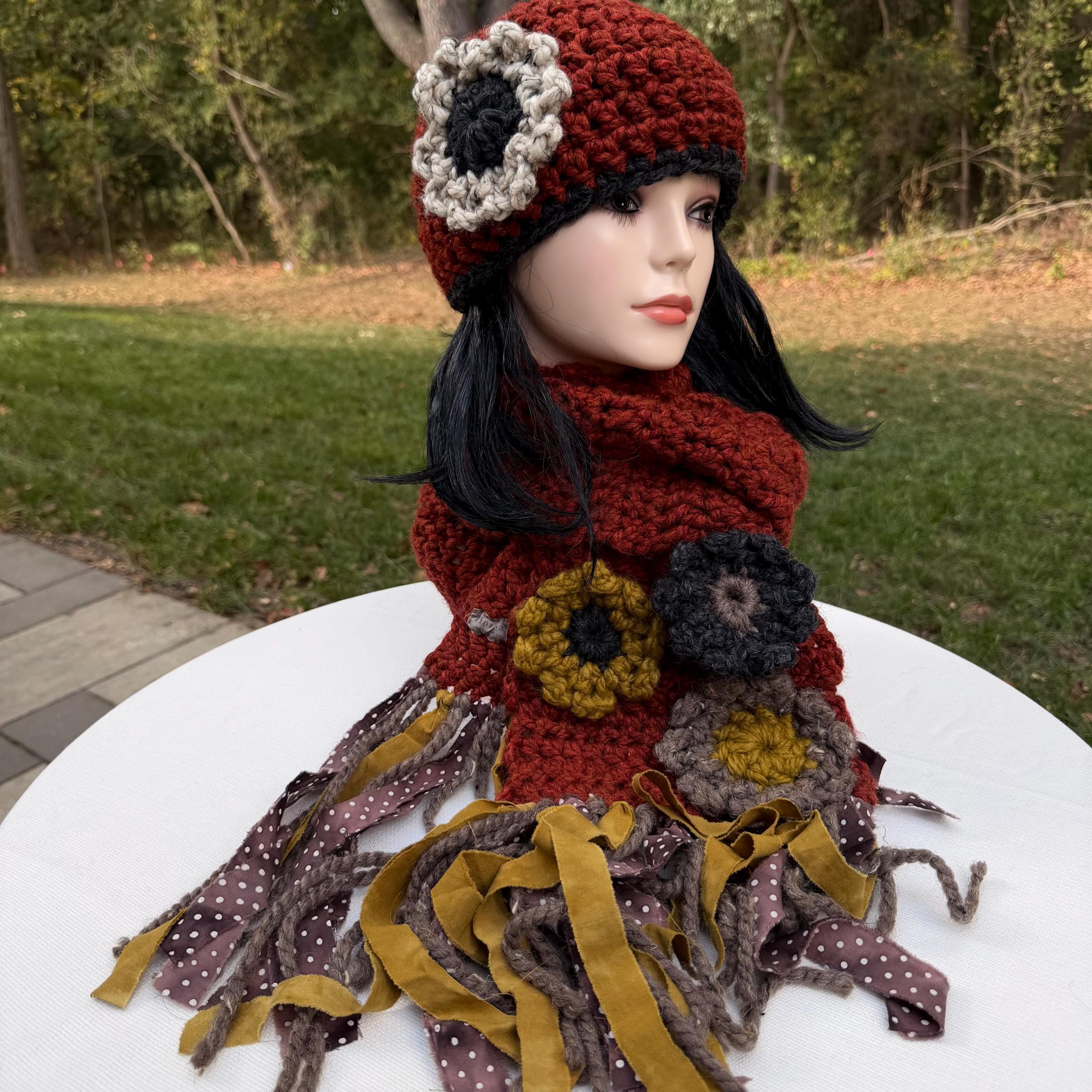 Boho Chic Crochet Hat and Scarf Set: Flowers, Fringe, Winter  display picture 2