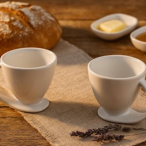 2 Pieces Modern Ceramic Coffee Cups - Elegant White Design, Ergonomic Handle, Gift Option