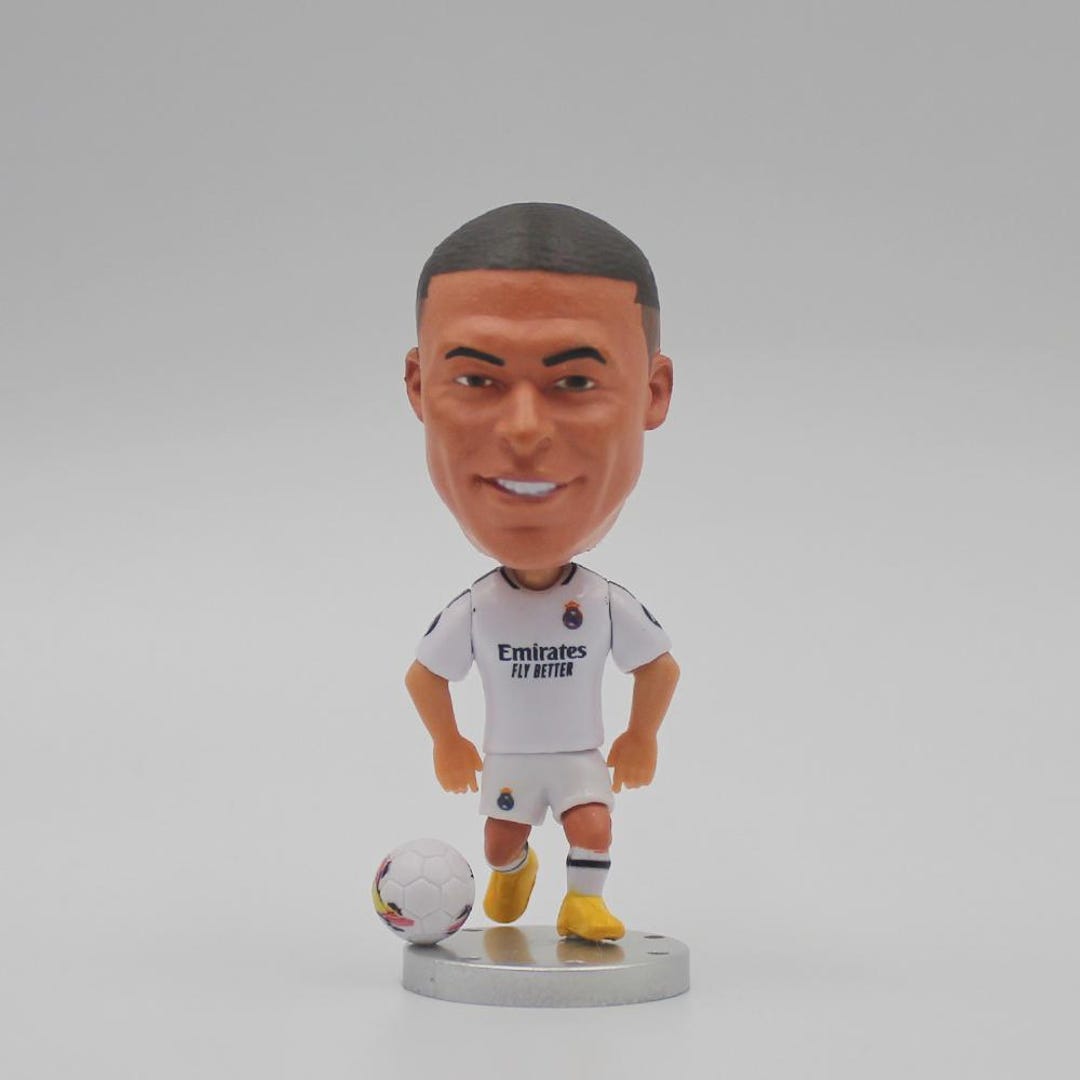 レアル・マドリード ベンゼマ フィギュア　SOCCER STARZ Soccer Starz Figure Real Madrid Mbappe,bellingham and More