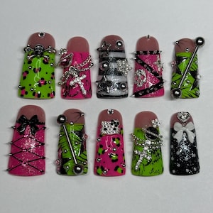 Y2K SCENE EMO Freestyle Press On Nails
