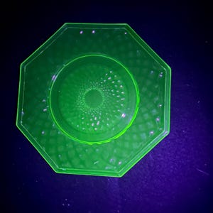 uranium set of 12 vintage green glass plates
