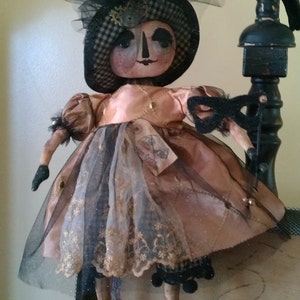 Miss Tyrius, Original Primitive Doll Pattern, PDF version image 5