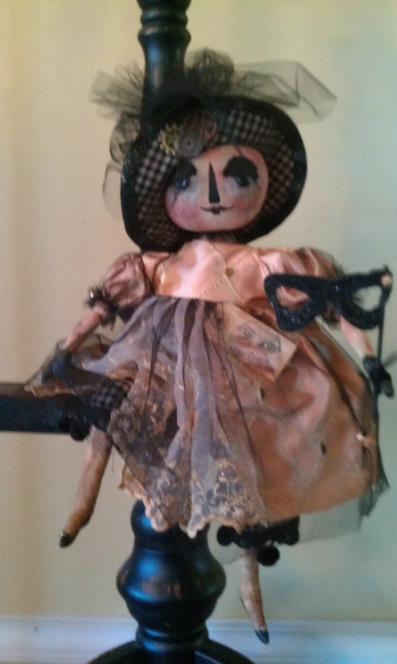 Miss Tyrius, Original Primitive Doll Pattern, PDF version image 2