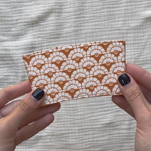 Golden Sunburst Coffee Sleeve, cute coffee sleeve, iced coffee sleeve, hot coffee sleeve