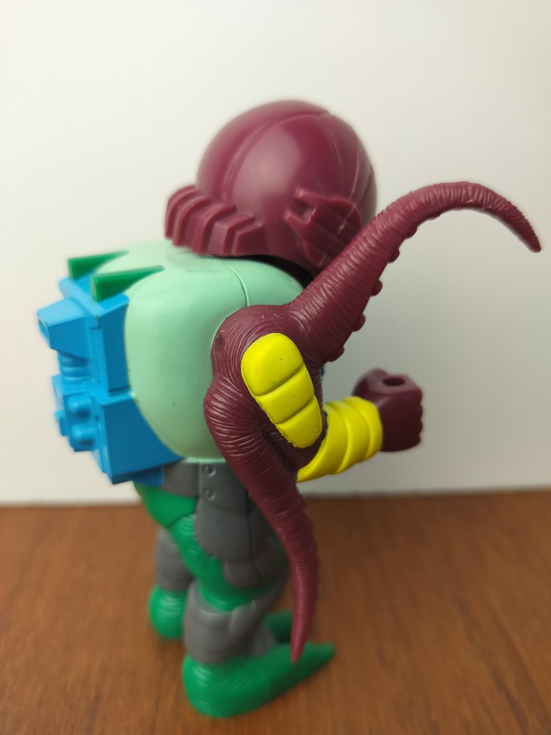 Vintage 80's Kid Octopunch Action Figure Hasbro Transformers Vintage 80's Kid Octopunch Action Figure Hasbro Transformers