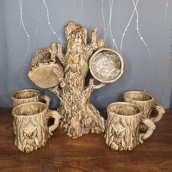 Vintage Mug Holder with Six Mugs - Owl in Tree Trunk 7-Piece Woodland  Ceramic Coffee Set