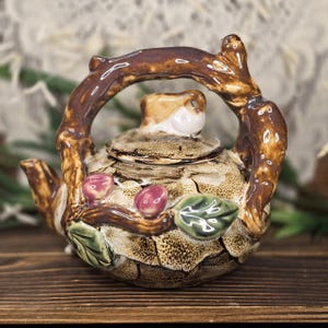 Vintage Woodland Teapot - Enchanting Forest-Themed Ceramic Teapot