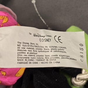 Minnie Mouse Bean Bag Plush - August Peridot Birthstone - Vintage Disney Stuffed Toy with Tags immagine 13