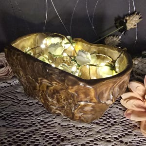 McCoy Pottery Vintage Ceramic Planter Floraline #553, Rustic Brown Color