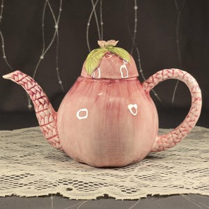 Seymour Mann Frutta Fresca Ceramic Pink Pear Teapot, Vintage 1990s Fruit-Themed Hand Painted Home Decor
