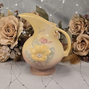 Hull Art Pottery Magnolia Floral Pitcher, Marked #5-7, Vintage 1940s Home/Dining Room Decor