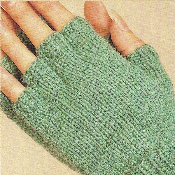 Fingerless Mittens Vintage Knitting Pattern 388