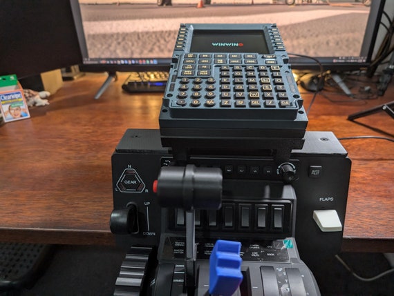 WINWING SIM FMS 本体 フライトシミュレーター Winwing / WINCTRL FMC & FMS Mount for the Honeycomb Bravo - Etsy