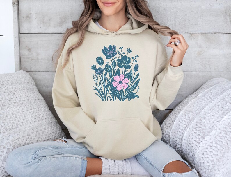 Wildflowers Retro Hoodie, Blue Flowers Hoodies, Minimalist Floral ...