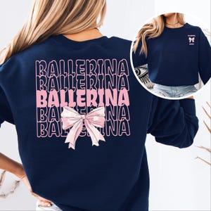 Personalisierte Ballerina Sweatshirt Kokette Bogen Tänzerin Pullover Rosa Bögen Benutzerdefinierte Name Crewneck Tanz-Liebhaber-Shirt Geschenk für Ballerina Geburtstag