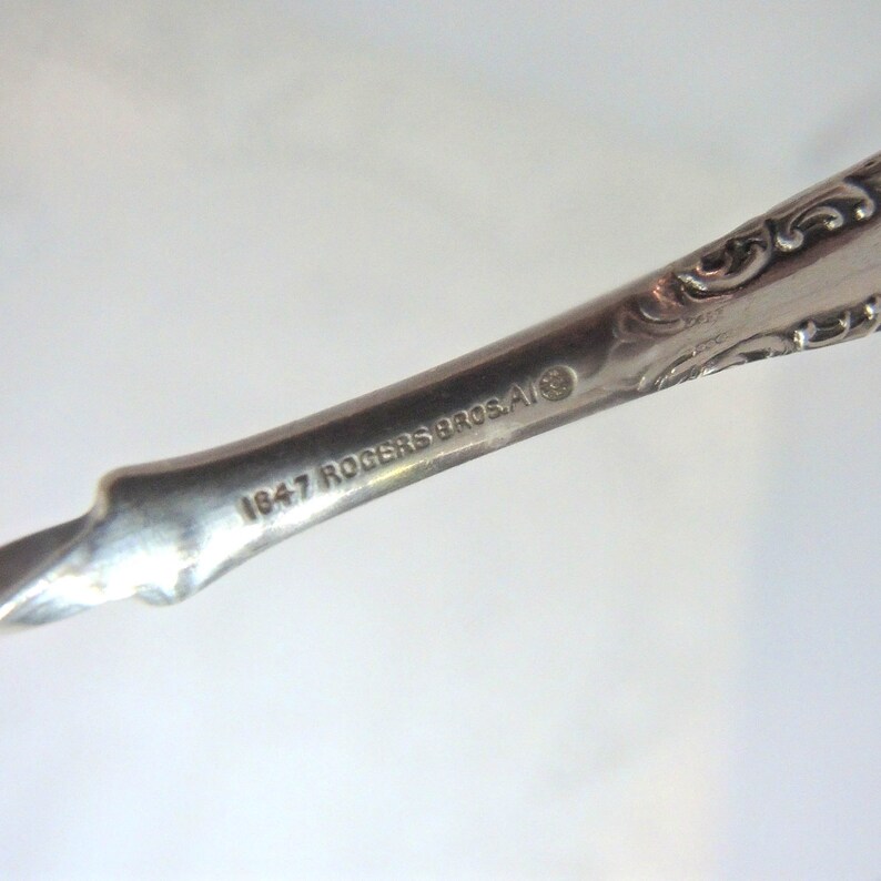 1847 Rogers Bros. Ravenhall Pickle Fork Extra Long Twisted Etsy