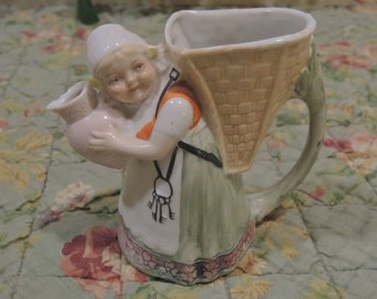 Vintage Shafer And Vater Dutch Girl Cream Pitcher, Adorable Girl With Keys