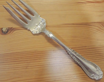 Heavily Plated Rogers Bros. Star A1 Serving Fork. Norfolk Patten, 1905