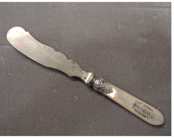 Antique Mother Of Pearl Cheese Knife Or Cheese Spreader, Monogrammed With Silver Super Imposed Letter G