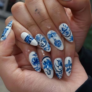 Elegant blue trendy shinning Nail,Wedding Nail, Handpainted Gel Nails,Floral Nails, french,Christmas nails,Almond Press On Nail,Gift for her