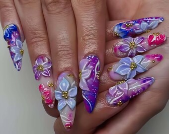 Elegant purple flower nail, Glamorous  Stiletto Nails with Intricate Patterns， Stiletto Nail, 3D  Glitter Nails, Fantasy Nails, Exotic Nails