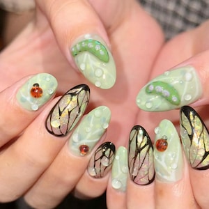 Green Summer trendy stylish greceful Nail, Wedding Nails , Hand painted Gel Nails, Floral Nails, Christmas nails, Almond Press On Nail, Gift