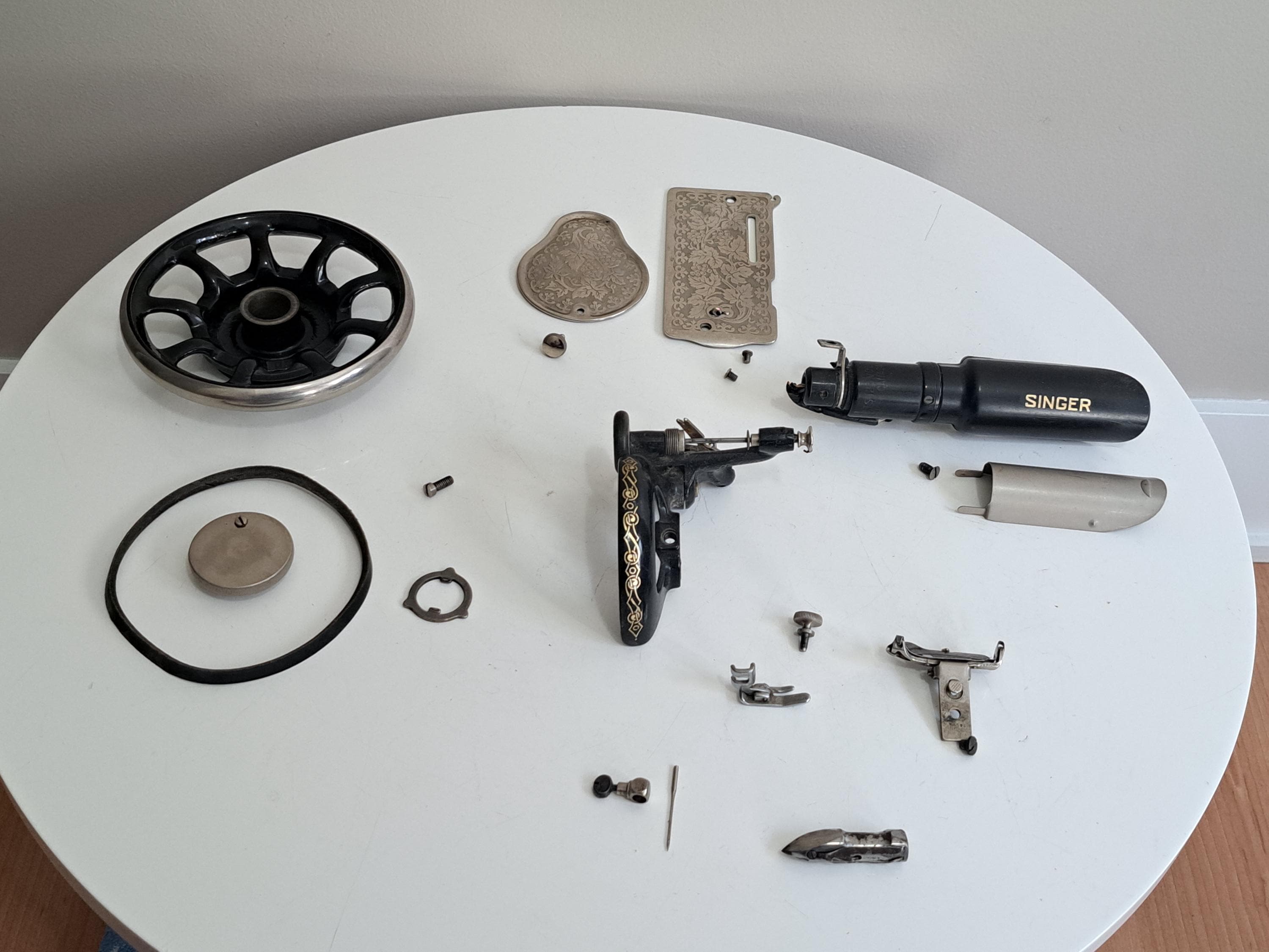 Vintage Singer 128 Sewing Machine Parts Lot Simanco 15282