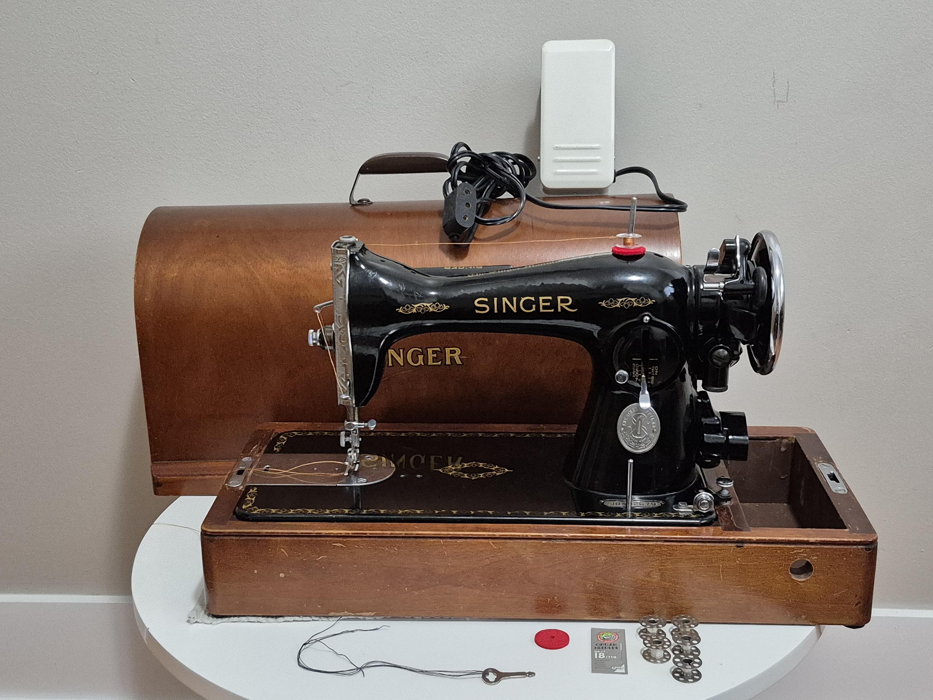 Vintage 1936 Singer 15-91 Full Size Sewing Machine Vintage Singer Full ...
