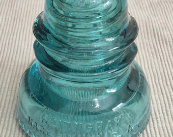 Vintage Aqua Green Hemingray Insulator No 40