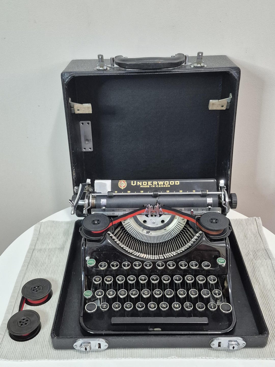 Vintage 1935 Underwood Portable Champion Typewriter - Etsy