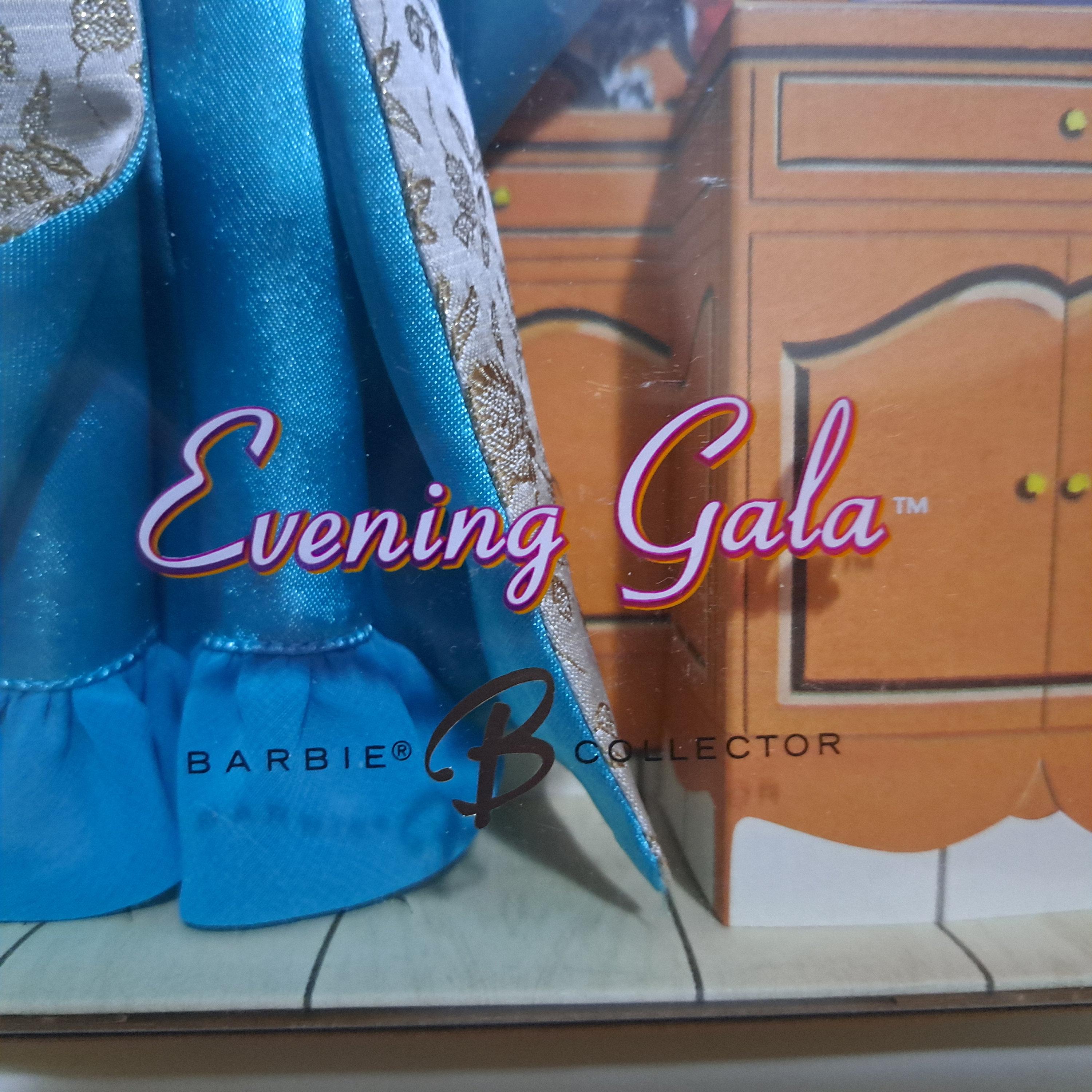 Evening Gala Barbie Gold Label Collector 1966 Reproduction Evening Gala Barbie Gold Label Collector 1966 Reproduction