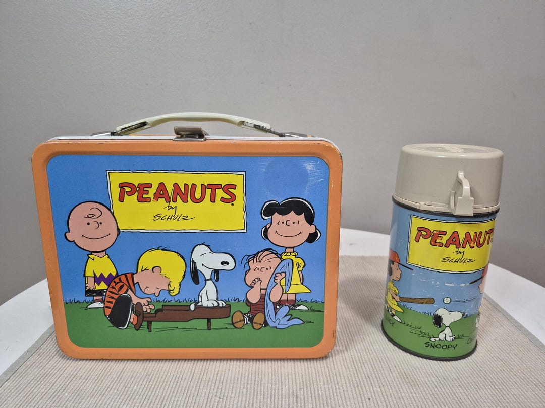 Vintage Peanuts by Schulz Metal Lunchbox and Thermos Set Vintage