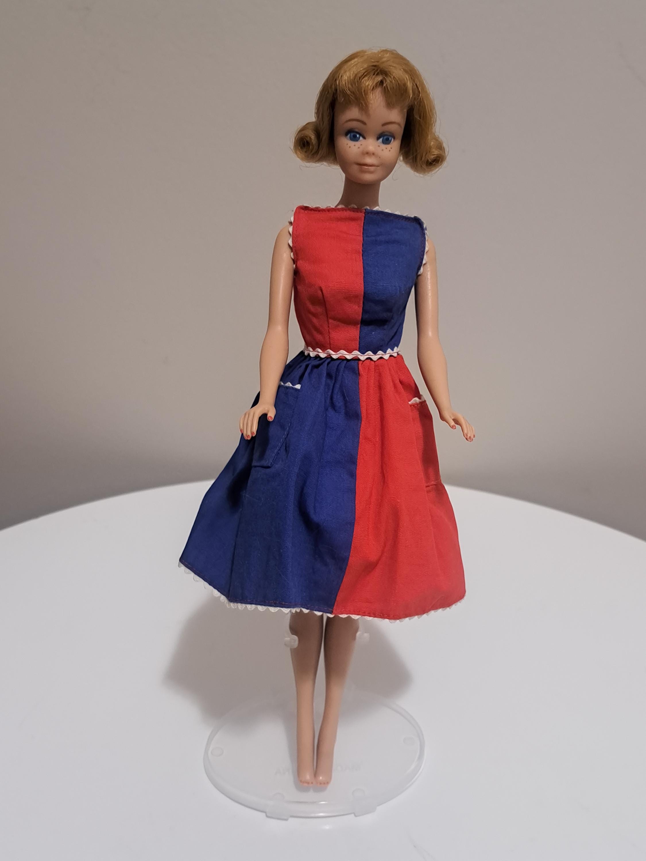 Vintage Blonde Midge Barbie Doll in 943 Fancy Free Dress