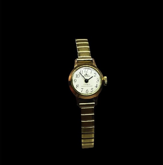 Master Anchor 17 Jewels Shockproof Vintage Gold Plated Wrist Watch