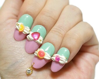 Nails, nail art, 3D nails, Japanese nail, Harajuku, fairy kei, yume kawaii, fake sweets, sweets deco, pastel fashion, sweet lolita, gyaru