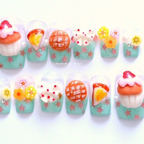 Pastel nail, kawaii nail, 3D nail, fake nail, press on nail, fairy kei nail, sweet lolita, melonpan, Japanese, food nail, cake, bow, star,