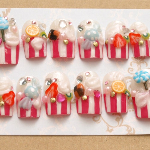 Lolita nail, deco nail, dope nail, fake sweets, kawaii nail, sweet lolita, Harajuku, lollipop, candy nail,  fairy kei, whipped cream, fruit