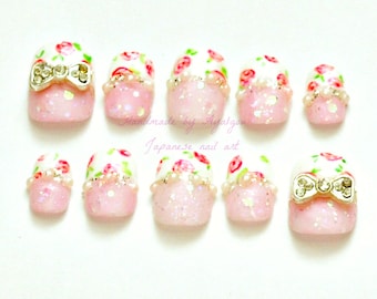 Nails, hime, sweet lolita, fancy nail, kawaii nail, handmade nail, short nail, gyaru, glittery, bows, rose, Japanese nail art, nail set,