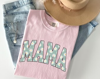 Comfort Colors Mama T-Shirt: Floral Retro Outfit