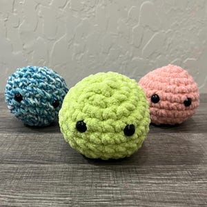 Crochet Plushie Stress Ball: Kawaii Fidget Toy, Handmade Anxiety Relief