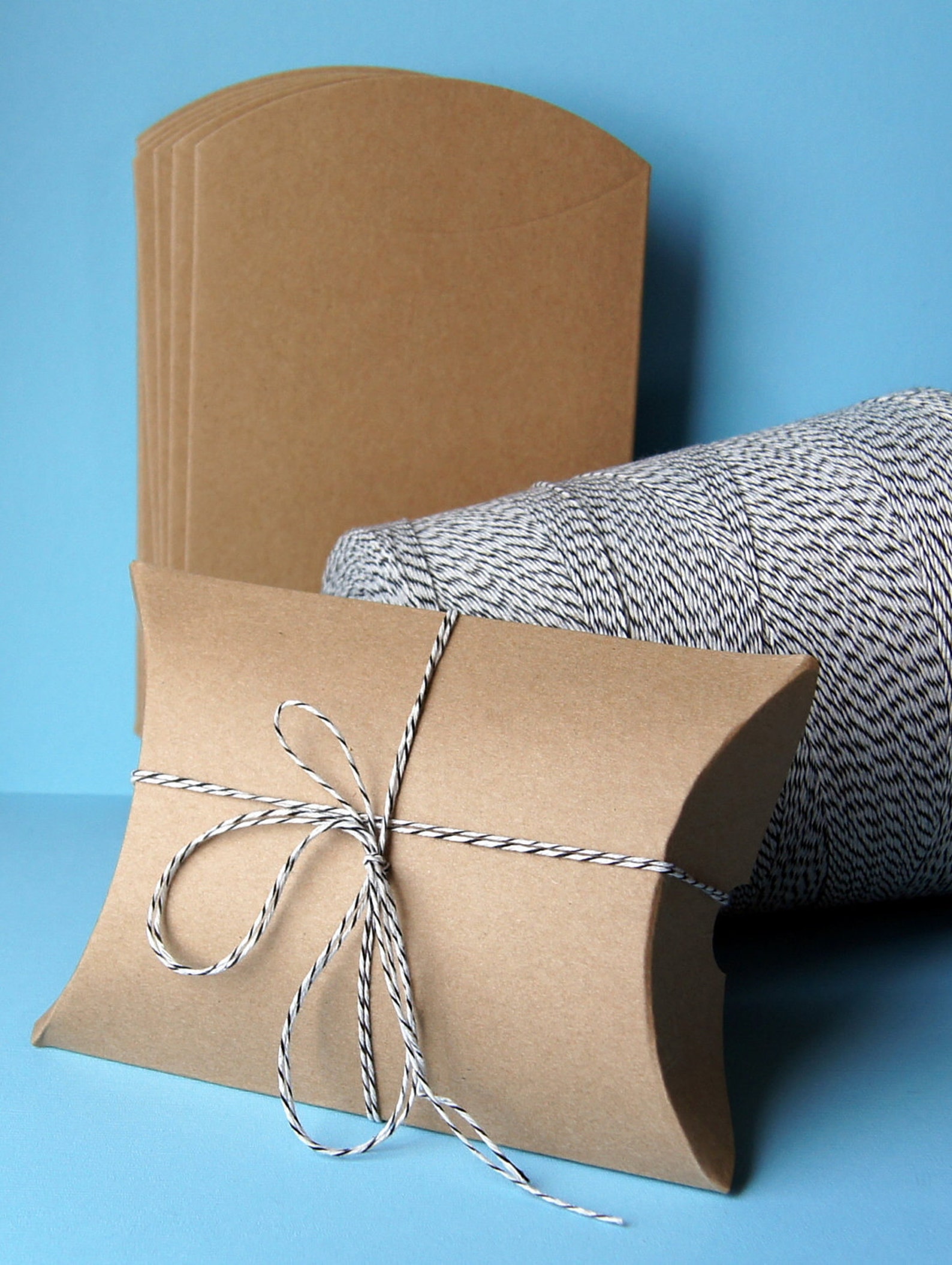 20 Medium Kraft Pillow Boxes for Treats Packaging & Gift Wrap Etsy